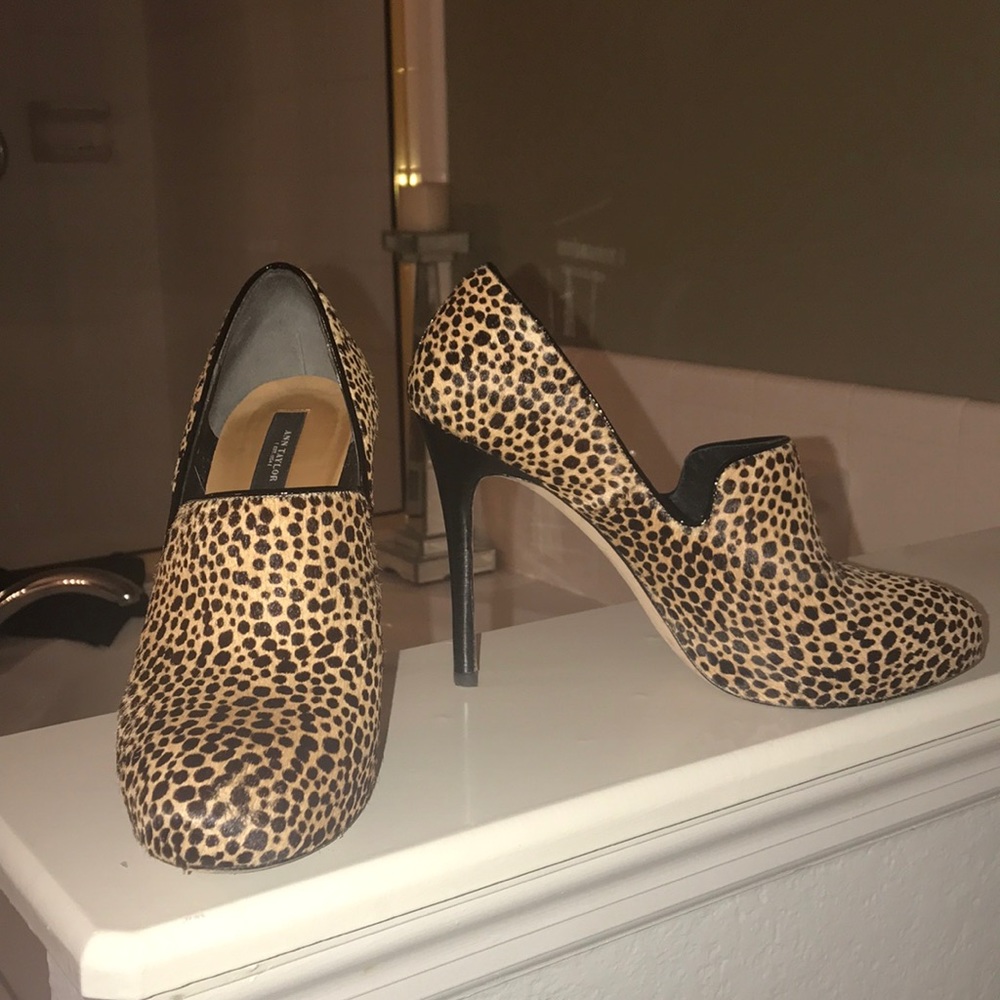 Ann Taylor Leopard Print High Heel Pumps - Tan & Black